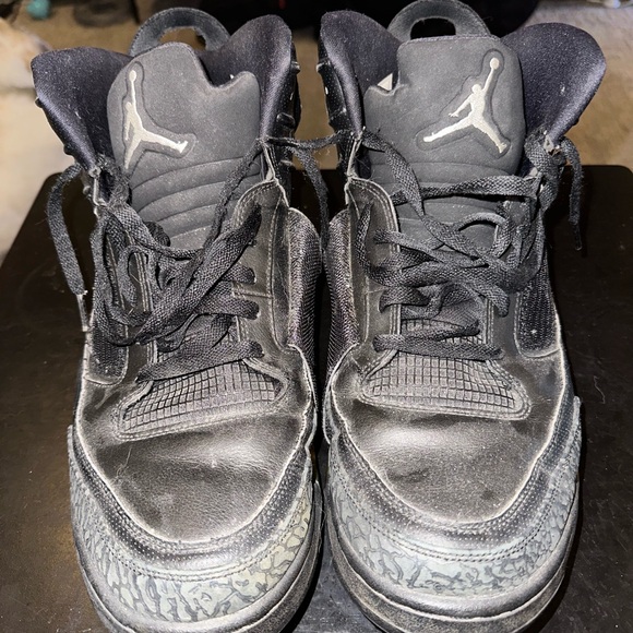 JORDAN Men’s Size 15 The Son of Mars borrows influence from classic ‘Black Cat’ - Picture 8 of 8